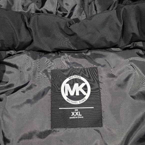 Michael Kors Coat for Women in black size XXL - Picture 10 of 11